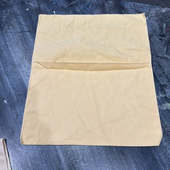 Louis Vuitton Dust Bag - Yellow - Picture 2 of 2